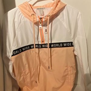 FOREVER 21 WINDBREAKER
Medium but can fit small